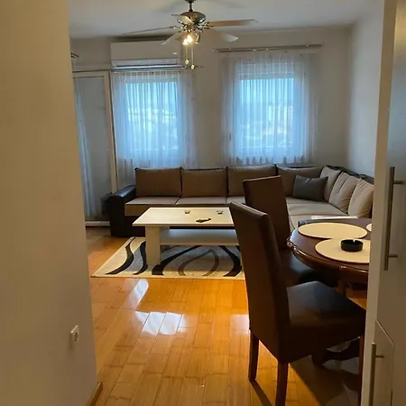 Nasic Apartment *