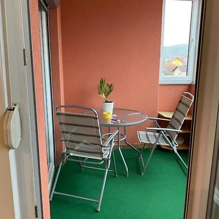 Nasic Apartman *